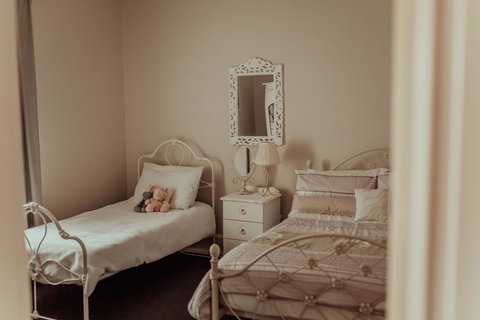 Bluebird Cottage - Darwin Holiday 2