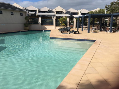 Zephyr Studio - Darwin Holiday 34