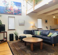 Zephyr Studio - Darwin Holiday