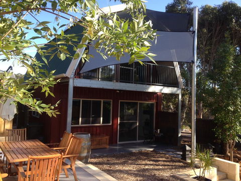 Dunsborough Barn Stay - Darwin Holiday 5