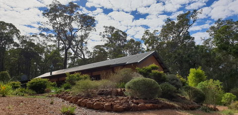 Jarrah Grove Forest Retreat - Darwin Holiday 17