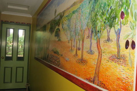 Bentwood Olive Grove Accommodation - Darwin Holiday 1