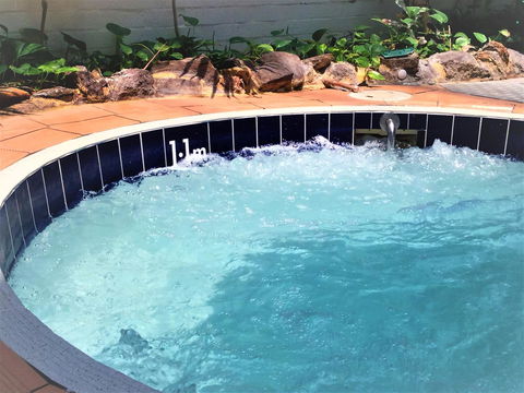 Atrium Hotel Mandurah - Darwin Holiday 24