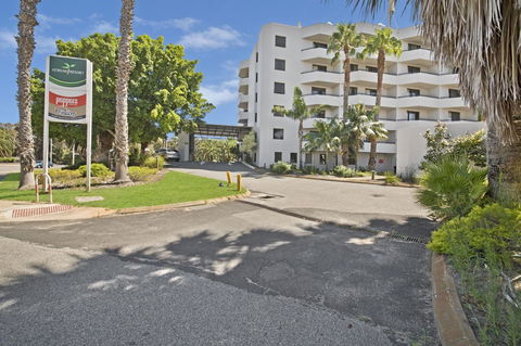 Atrium Hotel Mandurah - Darwin Holiday 28