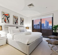 The Executive Penthouse - Darwin Holiday