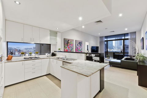 The Executive Penthouse - Darwin Holiday 3