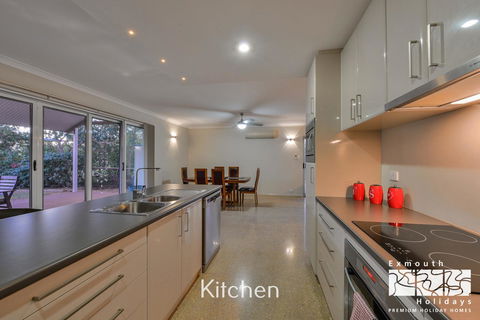13 Learmonth Street - Close To Town Centre - Darwin Holiday 4
