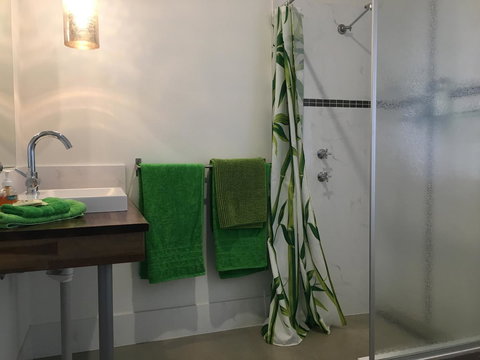 Bremer Bay B&B - Darwin Holiday 5