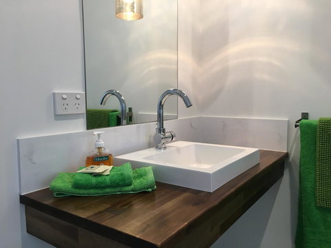 Bremer Bay B&B - Darwin Holiday 6