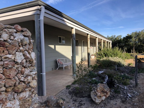 Bremer Bay B&B - Darwin Holiday 10