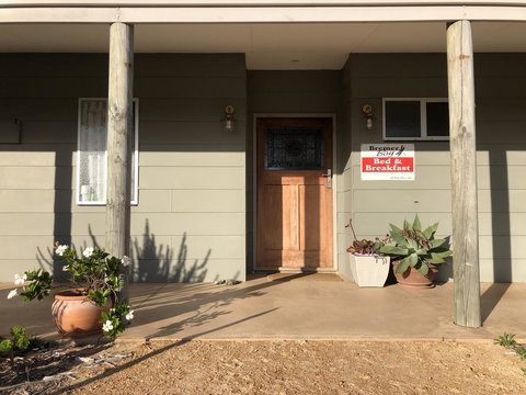 Bremer Bay B&B - Darwin Holiday 9