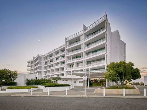 The Sebel Mandurah - Darwin Holiday 44
