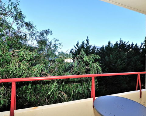 Cappuccino Delight - 1 Bedroom Central Fremantle Apartment - Darwin Holiday 8