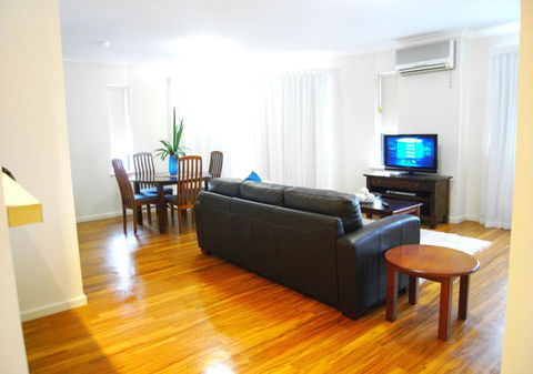 Perth West End Apartment 406 - Executive Escapes - Darwin Holiday 8