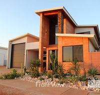 31 Inggarda Lane - Spectacular Views with a Private Jetty and Wi-Fi - Darwin Holiday