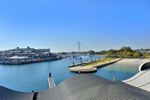 Dolphin Quay Apartments - Darwin Holiday 7