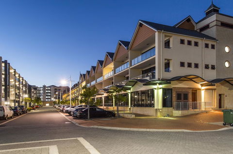 Dolphin Quay Apartments - Darwin Holiday 18