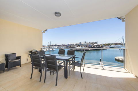 Dolphin Quay Apartments - Darwin Holiday 17