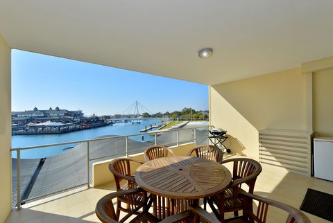 Dolphin Quay Apartments - Darwin Holiday 15