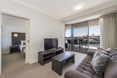 Dolphin Quay Apartments - Darwin Holiday 31