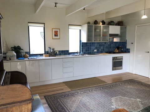 Orion Studio With Ocean Views - Darwin Holiday 6