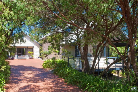 Orion Studio With Ocean Views - Darwin Holiday 1
