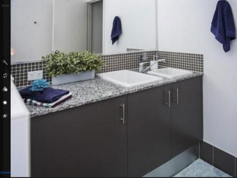 Charming Inner City Apartment - Darwin Holiday 5