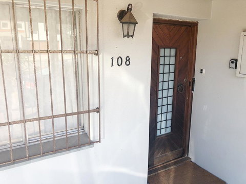 Perth Cafe Strip Mount Lawley - Darwin Holiday 13