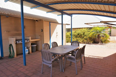 Osprey Holiday Village Unit 122 2 Bedroom - Darwin Holiday 11