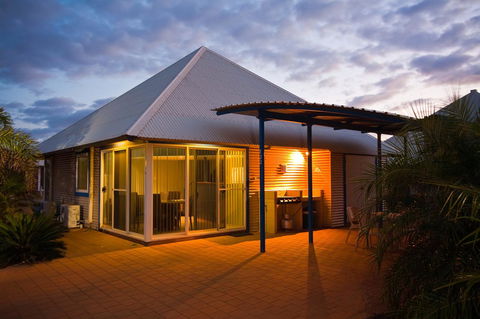 Osprey Holiday Village Unit 122 2 Bedroom - Darwin Holiday 13