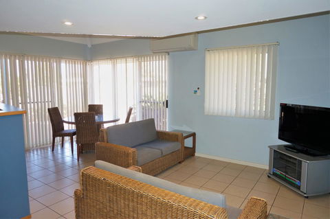 Osprey Holiday Village Unit 122 2 Bedroom - Darwin Holiday 3
