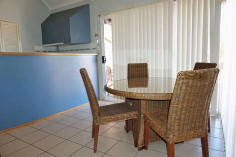 Osprey Holiday Village Unit 122 2 Bedroom - Darwin Holiday 4