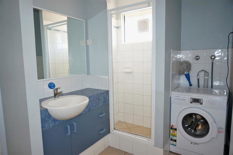 Osprey Holiday Village Unit 122 2 Bedroom - Darwin Holiday 7