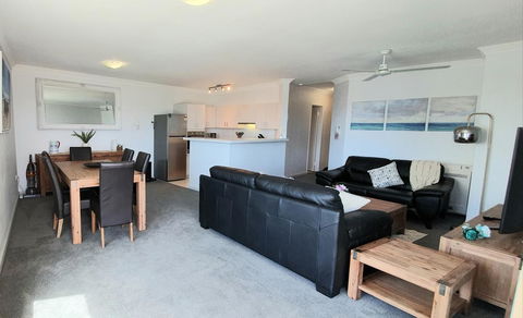 Sandcastles Beachfront Luxury Retreat Apartment - Darwin Holiday 5