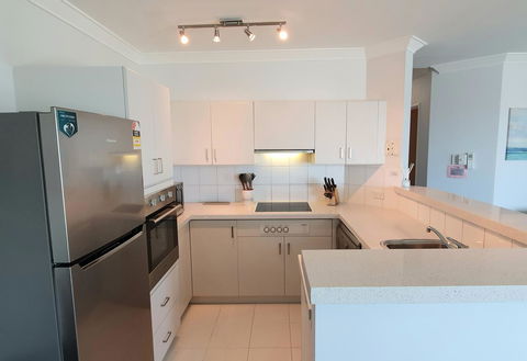 Sandcastles Beachfront Luxury Retreat Apartment - Darwin Holiday 7