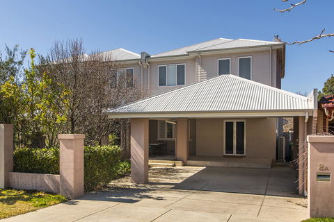 Inner Western Suburbs Retreat - Darwin Holiday 7