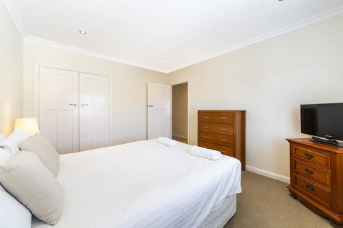 Inner Western Suburbs Retreat - Darwin Holiday 35