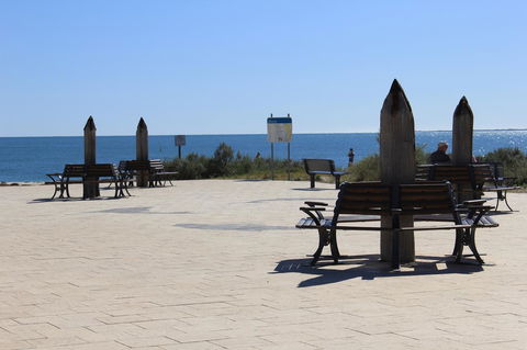 Jurien Beachfront Holiday Units - Darwin Holiday 35