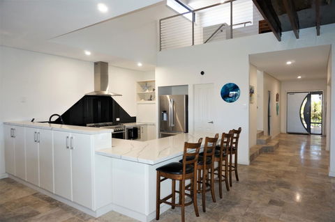 27 Corella Court - Darwin Holiday 2