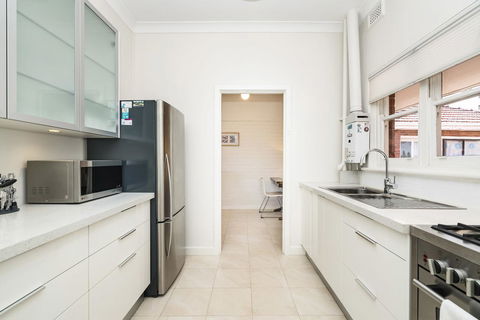 Light Bright, Quality River Views! Free Parking - Darwin Holiday 18