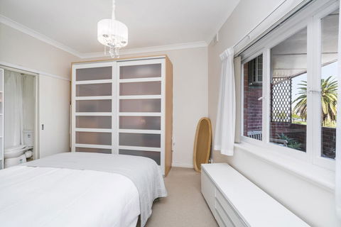 Light Bright, Quality River Views! Free Parking - Darwin Holiday 9