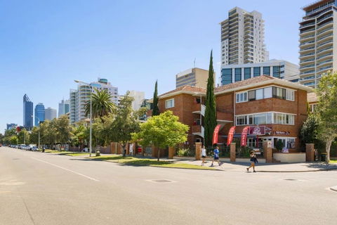 Light Bright, Quality River Views! Free Parking - Darwin Holiday 38