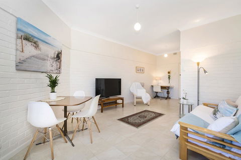 Light Bright, Quality River Views! Free Parking - Darwin Holiday 15