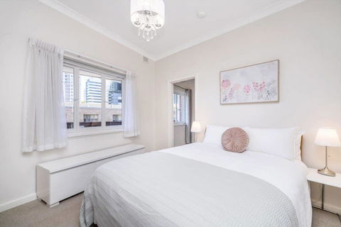 Light Bright, Quality River Views! Free Parking - Darwin Holiday 26