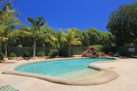 Ningaloo Coral Bay â€“ Bayview - Darwin Holiday 33