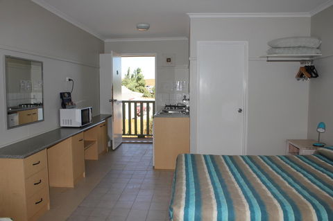 Ningaloo Coral Bay â€“ Bayview - Darwin Holiday 23