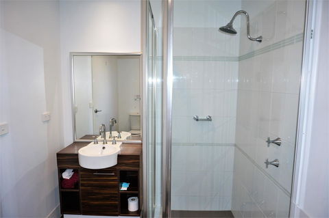 Osprey Holiday Village Unit 203 1 Bedroom - Darwin Holiday 9
