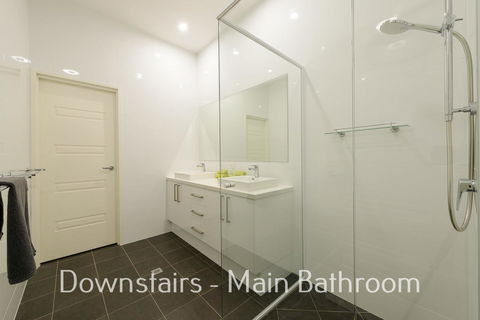 32 Corella Court - Darwin Holiday 10