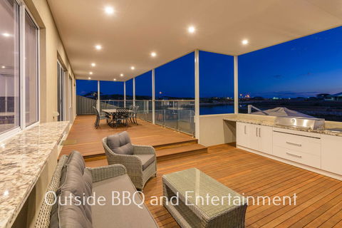 32 Corella Court - Darwin Holiday 19
