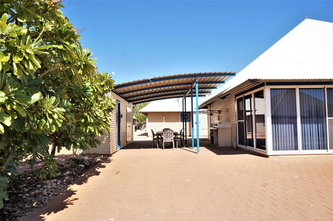 Osprey Holiday Village Unit 120 - Plenty Of Room For A Large Family - Darwin Holiday 17